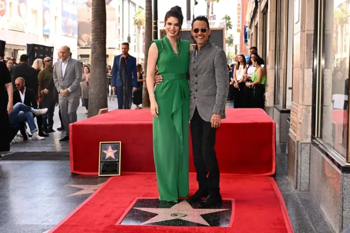 Marc Anthony recibe estrella en el Paseo de la Fama de Hollywood
