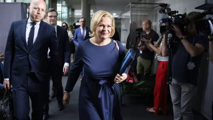 Alemania refuerza controles en fronteras con Polonia y República Checa