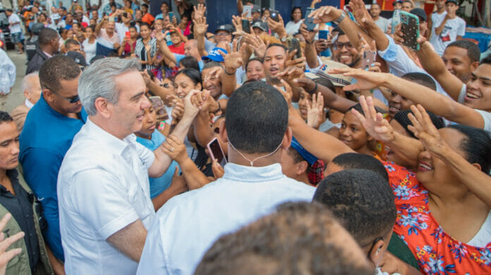 Conozca la agenda de Abinader esta semana en varias provincias del Sur