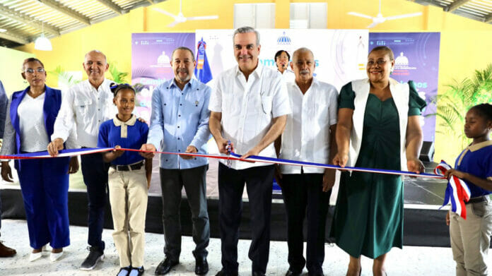 Inauguración de escuela básica en Sabana Perdida beneficiará a 800 alumnos