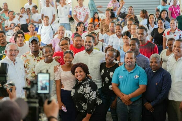Ministerio de la Juventud otorgará 1,000 becas priorizando a jóvenes vulnerables de Elías Piña, Manzanillo y otras zonas fronterizas