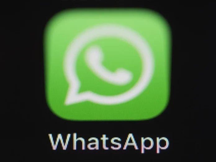 Cómo enviar mensajes privados en WhatsApp