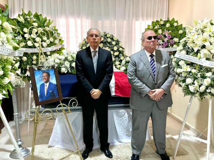 Danilo Medina y Charles Mariotti lideran honores en velatorio de Bejarán