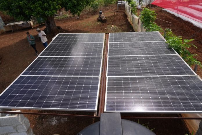 Inauguran proyectos de paneles solares para la electrificación rural y bombas sumergibles