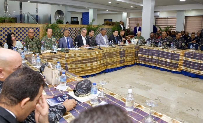Abinader encabeza reunión de seguimiento al Plan de Seguridad Ciudadana