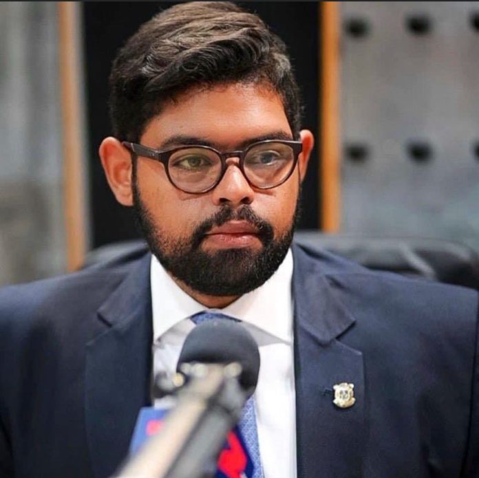 Eddy Montás: 