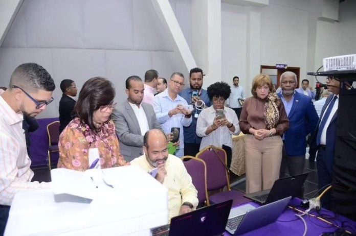 PLD realiza asamblea de delegados en el exterior para escoger candidatos