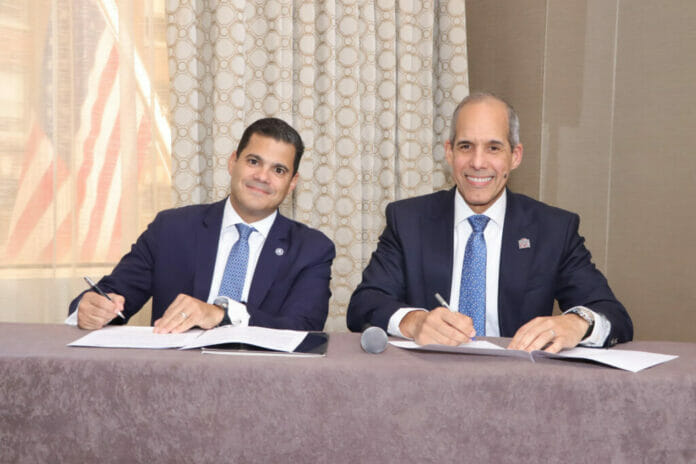 Firman acuerdo de cooperación para impulsar el turismo dominicano