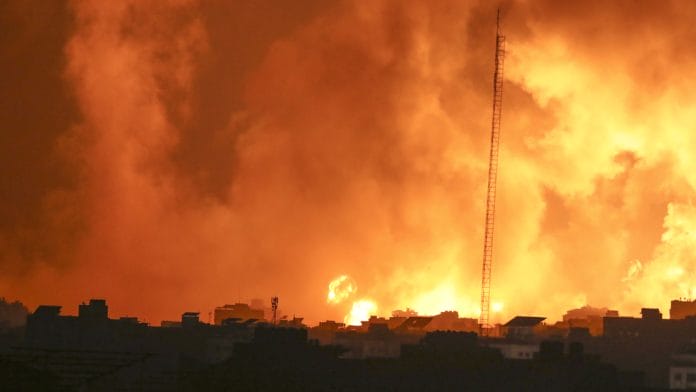 Israel lleva a cabo intenso bombardeo en la Franja de Gaza