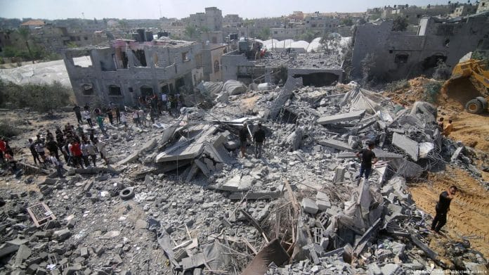 Israel dice haber dividido en dos la Franja de Gaza