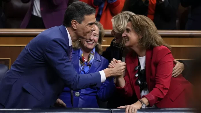 Pedro Sánchez blinda su cúpula con cuatro vicepresidencias