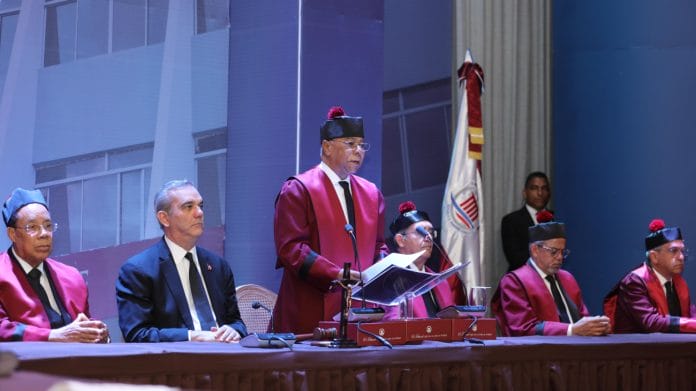 Presidente TC reconoce en Abinader la demostración de lealtad y respeto a la Constitución