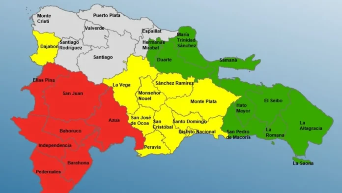 COE eleva a 26 las provincias en alerta por efectos de potencial ciclón tropical