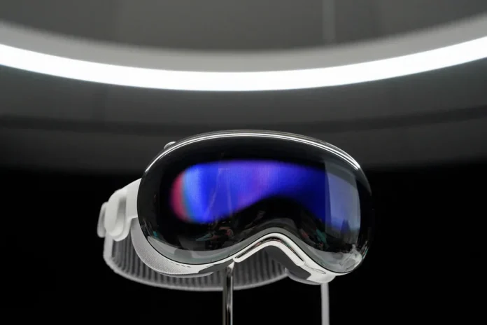 Apple retrasa el lanzamiento de las gafas Vision Pro