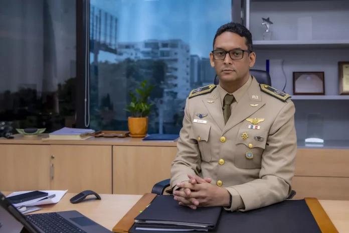 Designan al coronel Randolfo Oniel Rijo Gómez titular del 911, como director interino del INTRANT