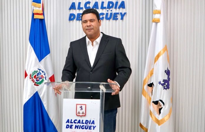 Cholitín confirma candidatura a senador por el PRM