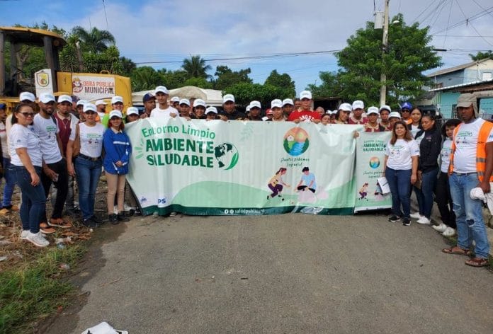 Salud Pública ejecuta intervención en cañada en Moca