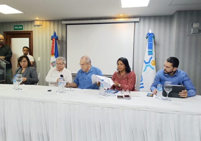 CMD y Sociedades Médicas Especializadas elevarán recurso de oposición al artículo noveno de la resolución 581-03