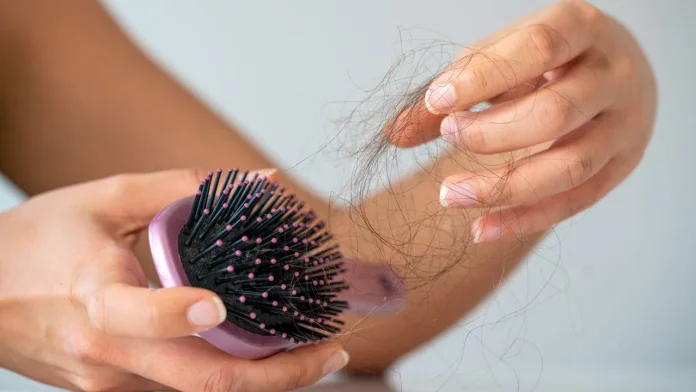 Las vitaminas esenciales para evitar la caída de cabello