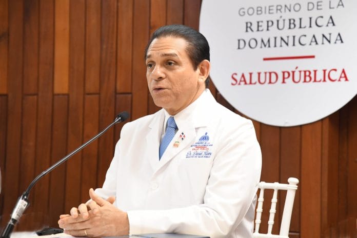Salud Pública recibe llamadas constantes de Gobierno EE.UU por consecuencias del intrusismo médico