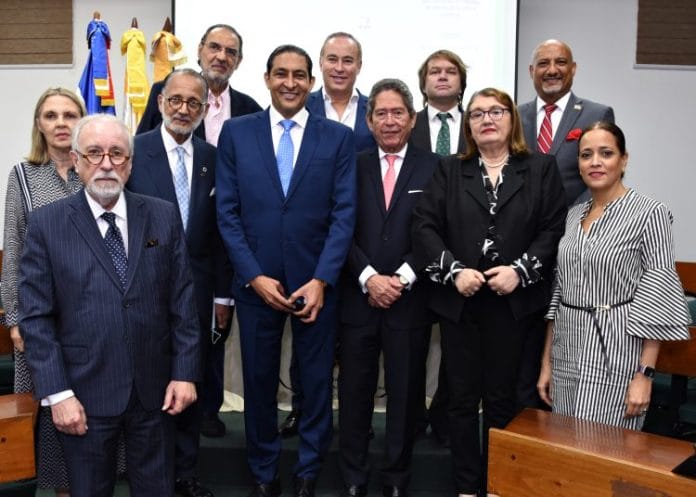 Cónsul de Malasia en el país destaca RD para inversiones y negocios