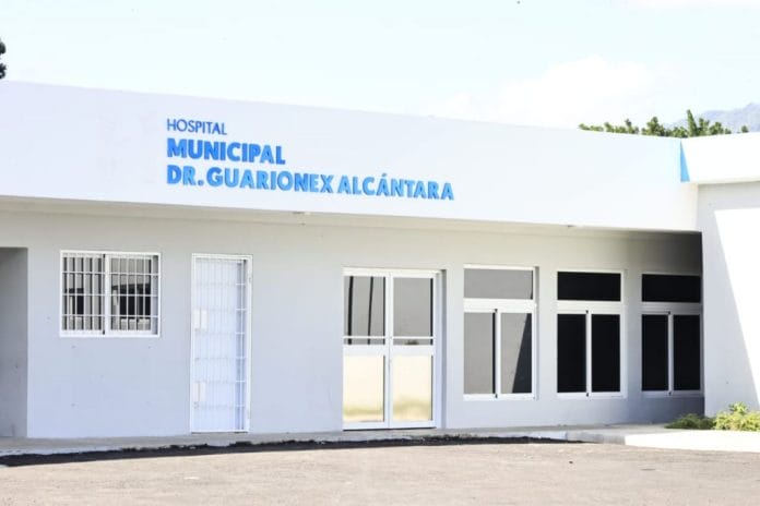 Entregan Emergencia del Hospital Guarionex Alcántara remozada