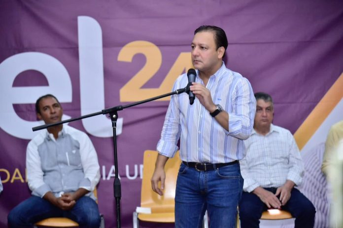 Abel Martínez estalla afirmando gobierno aprovecha festividades para dar un duro golpe a productores