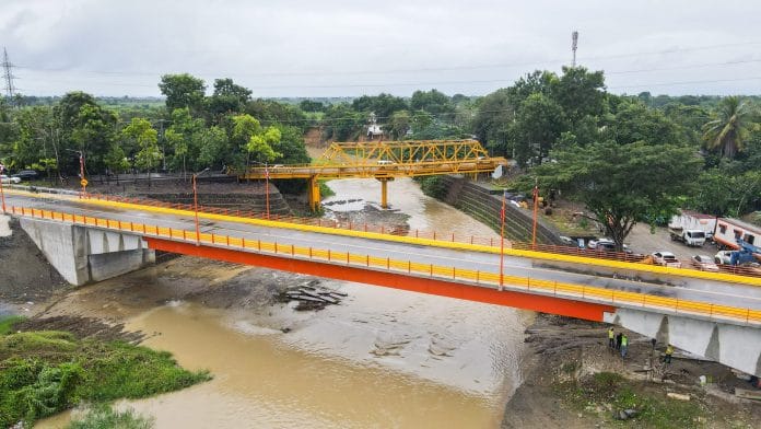 Gobierno entrega puentes en Puerto Plata y La Vega