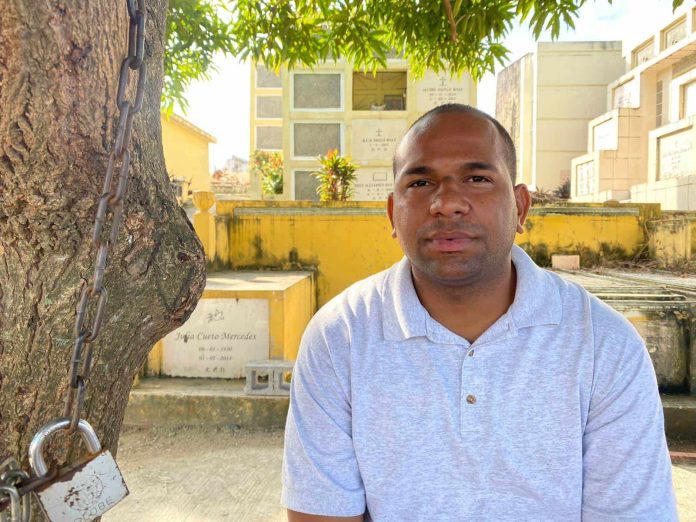 Familiares de agente de la Armada abatido en 