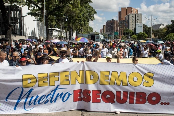 Venezuela celebra referendo en defensa del territorio Esequibo