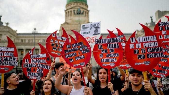 Crece tensión política en Argentina en vísperas del paro general
