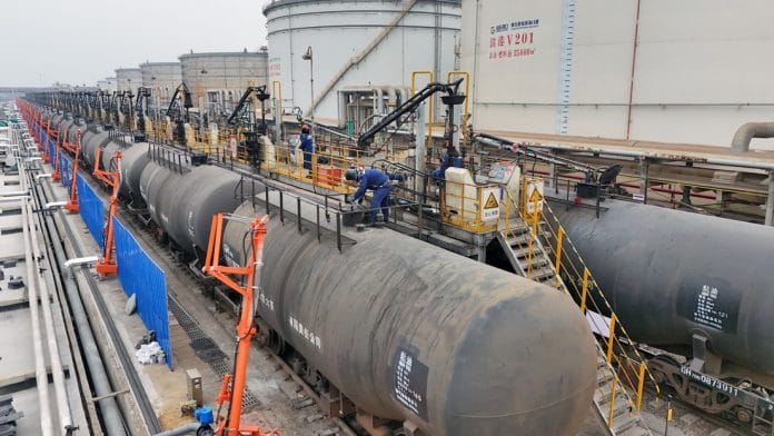 Rusia se convierte en el mayor proveedor de petróleo a China