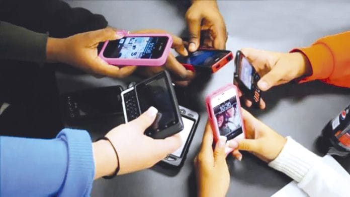 NY cataloga redes sociales como ''amenaza para la salud mental''