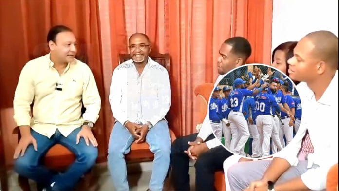 Abel Martínez felicita a Tigres del Licey por coronarse bicampeones del torneo otoño-invernal