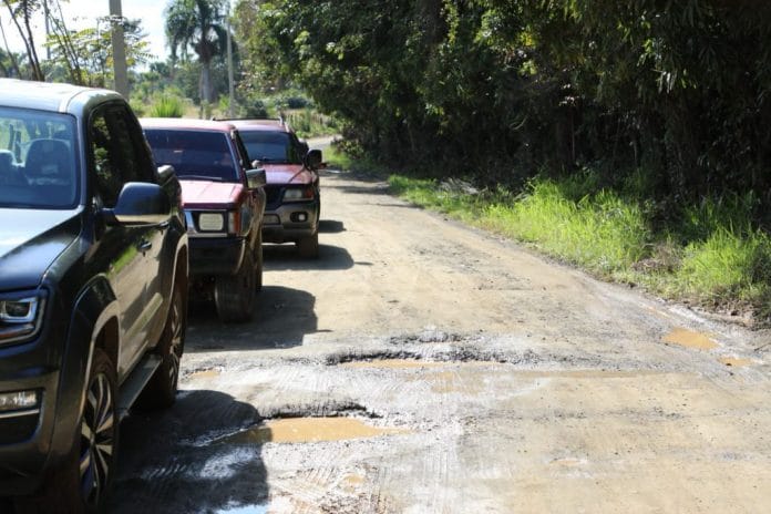 EGEHID inicia en Santiago Rodríguez reconstrucción de tres carreteras