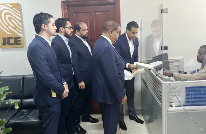 PLD reitera denuncia del uso de recursos del Estado en campaña electoral; solicita prohibir inauguraciones