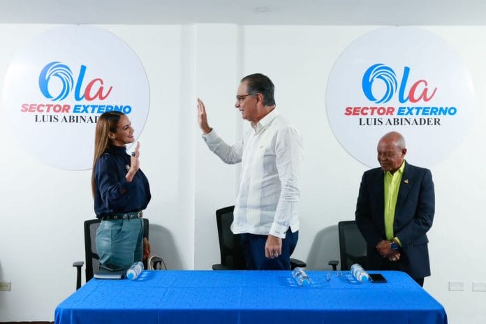 Sector Externo PRM juramenta a periodista Wanda Sánchez como coordinadora nacional
