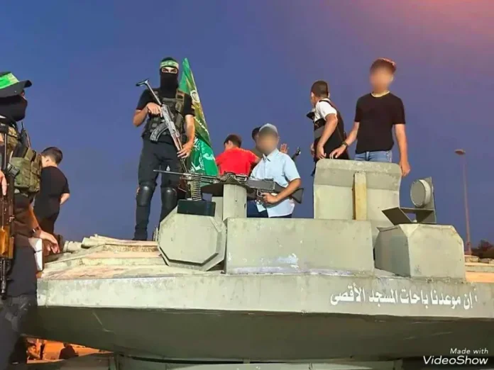 Ejército israelí acusó a grupos terroristas Hamás de usar a niños como soldados