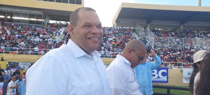Alcalde Carlos Guzmán llama a preservar valores cristianos y familiares en la Batalla de la Fe