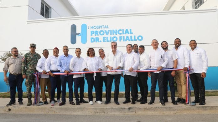 Abinader entrega Hospital Provincial Dr. Elio Fiallo y Centro de Primer Nivel en Pedernales