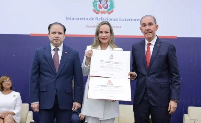 10,300 dominicanos podrán optar por becas para ciencia y tecnología en Colombia