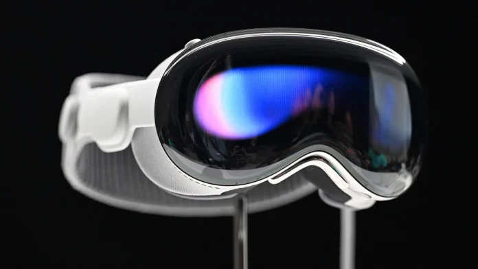 Apple anuncia lanzamiento de Visión Pro
