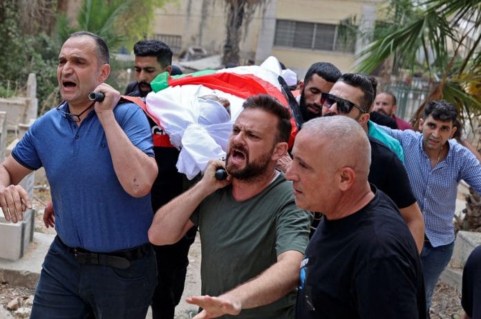 Mujer asesinada y 17 heridos en un atentado en Israel