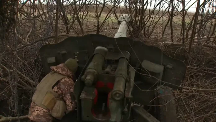 Soldados ucranianos abatidos por la falta de munición