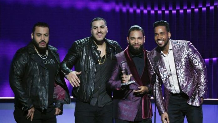 Romeo anuncia ultima gira con Aventura