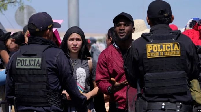 Perú restringe tránsito y actividades nocturnas en dos provincias por delincuencia