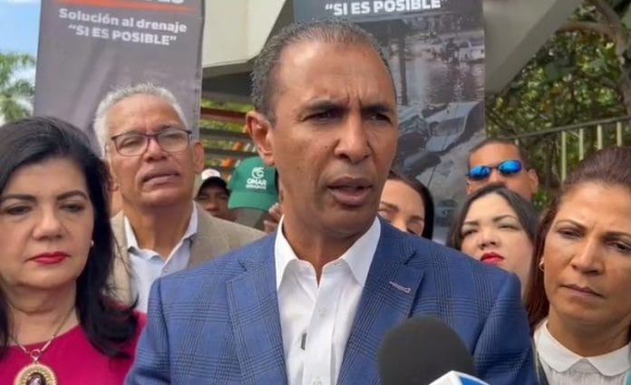 Domingo Contreras exige a Carolina aclarar porque recursos del cabildo no se utilizan en solucionar drenaje