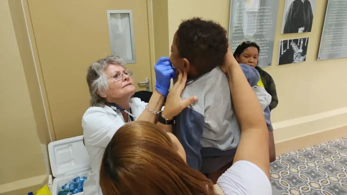 Fundación Renacer y Hospital Padre Billini inician jornada de evaluación para distintas cirugías