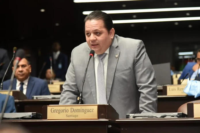 ¡No a lugar! | Descargan a diputado Gregorio Domínguez acusado de golpear una mujer en 2021