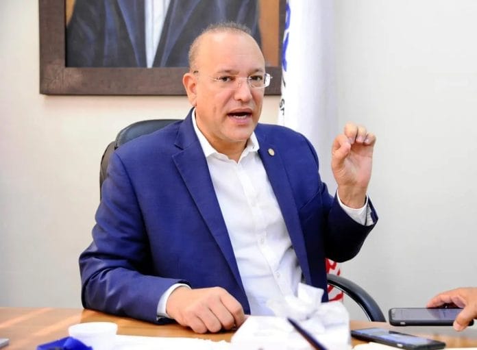 Ulises Rodríguez preservará técnicos de actual gestión en alcaldía de Santiago y mejorará salarios